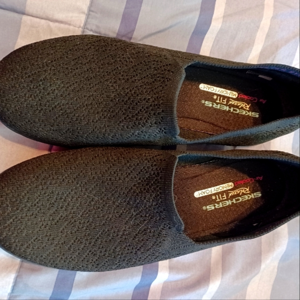 Skechers relaxed fit shoes